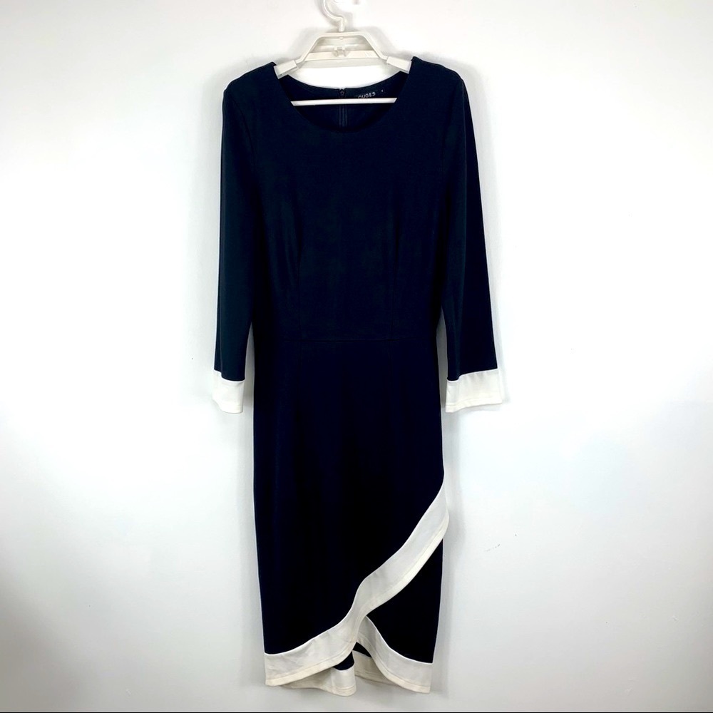 𝅺ouges Black Dress
